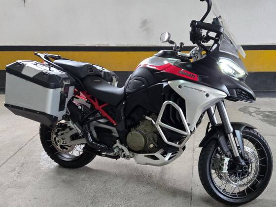 DUCATI MULTISTRADA 1200 V4 RALLY ADVENTURE DUCATI MULTISTRADA 1200 V4 RALLY ADVENTURE